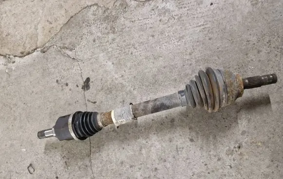 Citroen C4 II Front driveshaft 9656135280