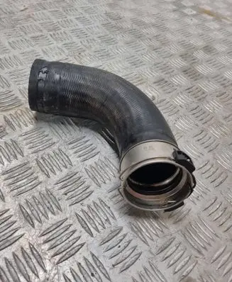 Intercooler hose/pipe