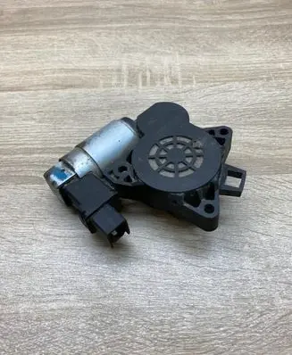 Mazda 6 Rear door window regulator motor GJ6A5958X