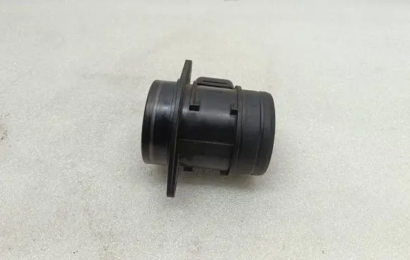 Volkswagen Touran II Mass air flow meter 03L906461 5WK97023 024011202