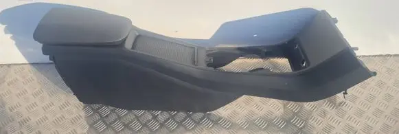 Volvo V40 Armrest