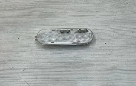 Renault Trafic III (X82) Headlining lighting console trim 8200439423