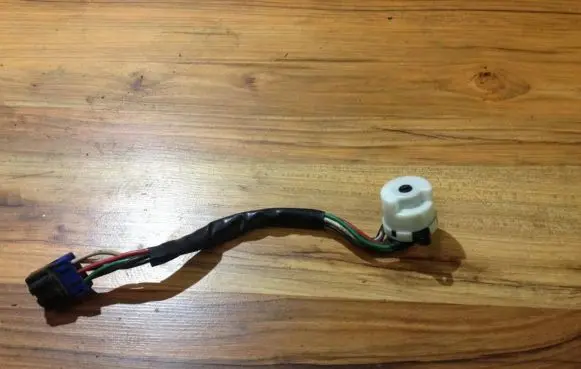 KIA Carnival Ignition lock contact 