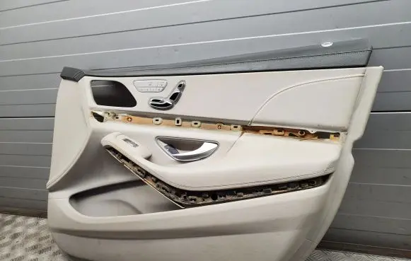 Mercedes-Benz S W222 Front door card panel trim A2227200273