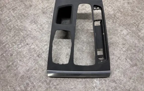 BMW X6 F16 Gear shifter surround trim plastic 9252115