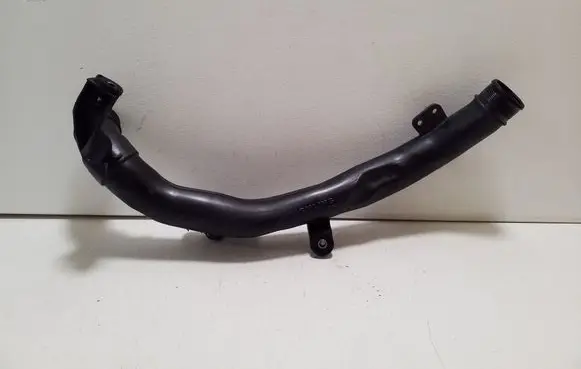 Intercooler hose/pipe