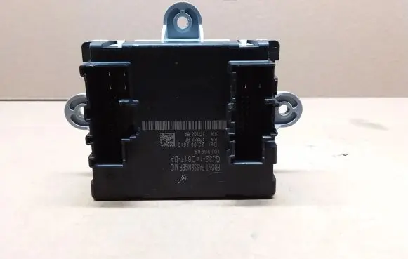 Jaguar XE Door control unit/module GJ3214D617BA