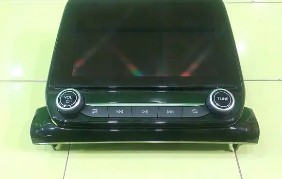 Ford Ecosport Radio/CD/DVD/GPS head unit H1BT18B955FE