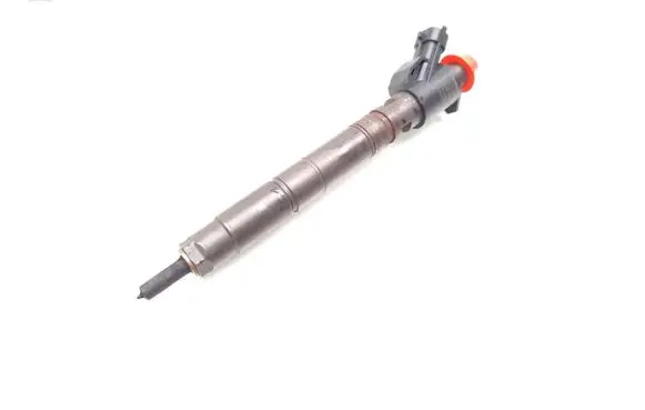 Volvo V60 Fuel injector 31303238