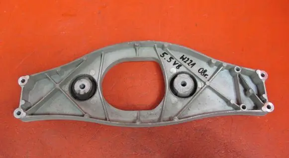 Mercedes-Benz S W221 Rear differential/diff mount bracket A2213521406