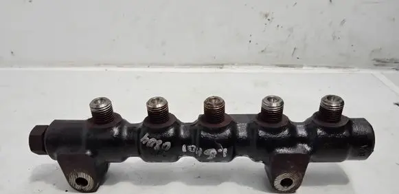Ford Focus C-MAX Fuel main line pipe 9654592680