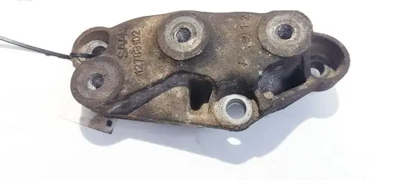 Volvo S60 Engine mounting bracket 12789102