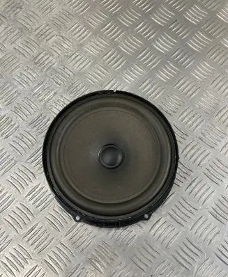 Volkswagen Touareg II Rear door speaker 7P6035454