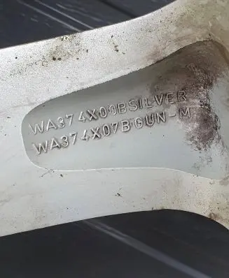 Nissan Pathfinder R51 R17 alloy rim 44965