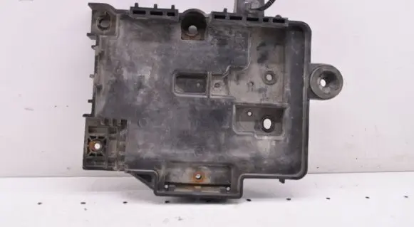 Battery box tray