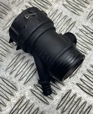Volvo V70 Engine coolant pipe/hose PA66GF30 NW32