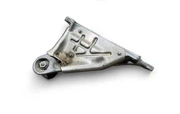 BMW X4 F26 Engine mounting bracket 6784832