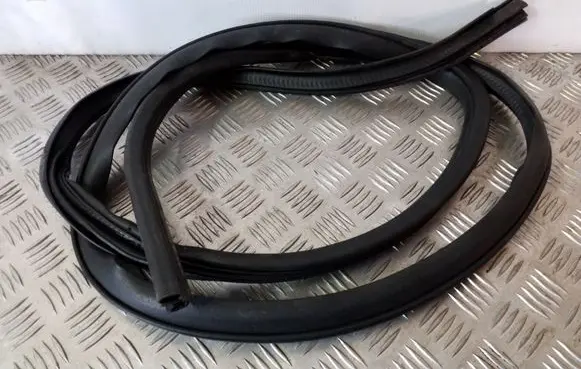 Mitsubishi ASX Rear door rubber seal (on body) 