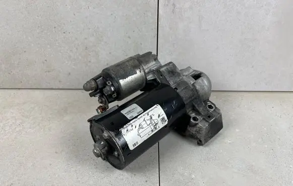 BMW 5 F10 F11 Starter motor 8574102 0001148509 1241857410201