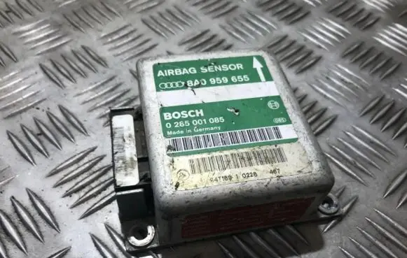 Audi A6 S6 C4 4A Airbag control unit/module 8a0959655 0285001085