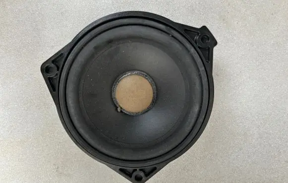 Mercedes-Benz GL X166 Panel speaker A2318201202
