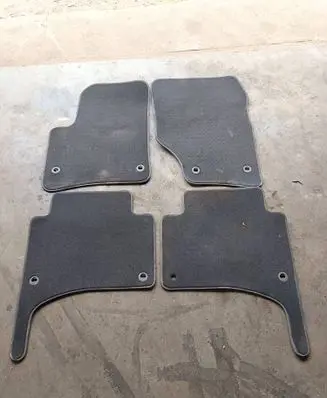 Volkswagen Touareg I Car floor mat set 