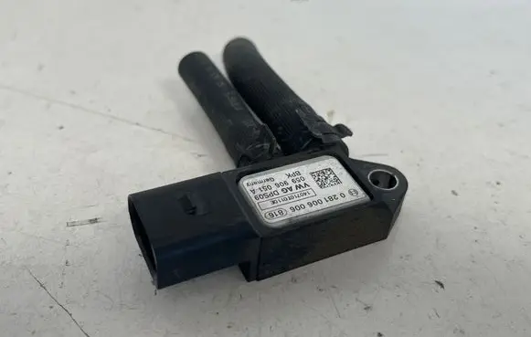Audi Q7 4L Air pressure sensor 0281006006 059906051A
