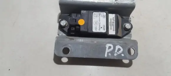 Fiat Punto (188) Airbag deployment crash/impact sensor 46739604 V01JF3