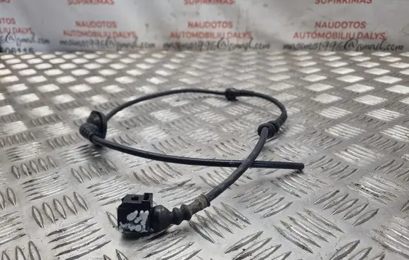 Volkswagen Touran I Rear ABS sensor wiring 