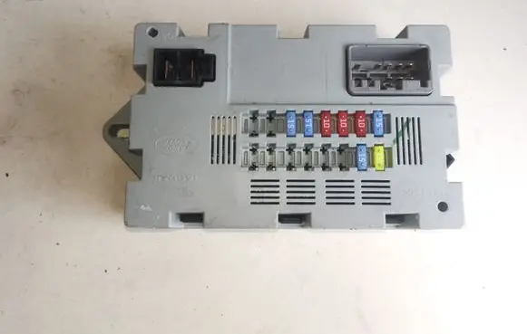 Land Rover Range Rover Evoque L538 Fuse module CPLA14Q073AA