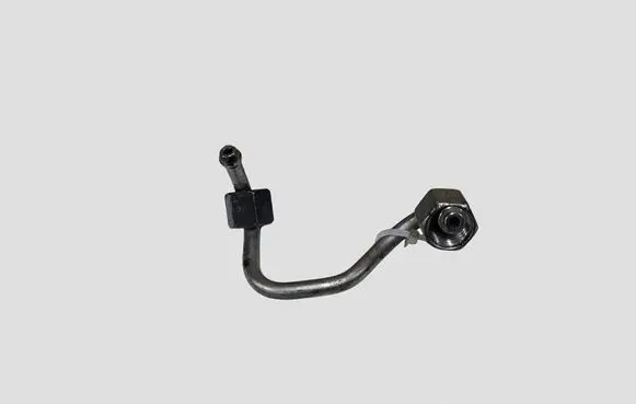Volvo V40 Cross country Fuel injector supply line/pipe