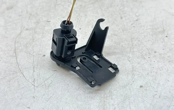 Volkswagen Golf VI Outside/external air temperature sensor 1J0973702 5M0820536A
