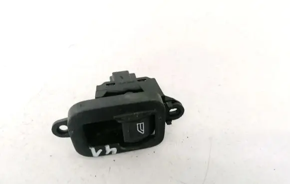 Volvo V50 Electric window control switch 30773217