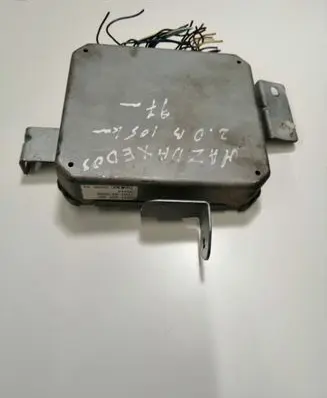 Mazda Xedos 6 Engine control unit/module C00167650B