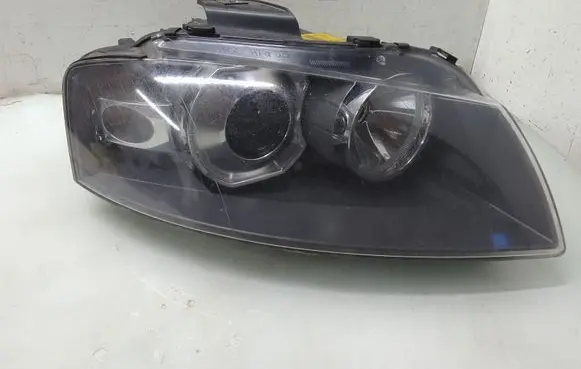 Audi A3 S3 8P Headlight/headlamp 8P0941004M