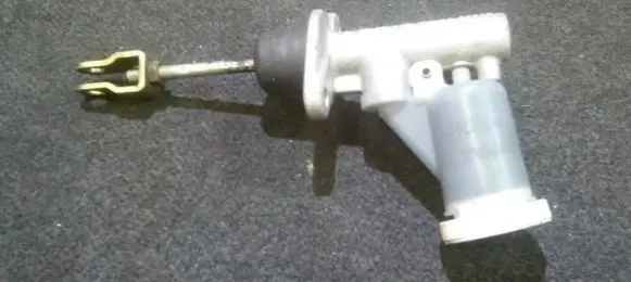 Mitsubishi Carisma Clutch master cylinder