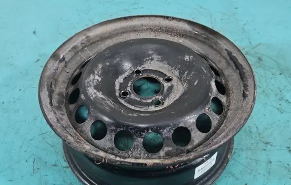 Dacia Sandero R15 steel rim IMPRK1558206