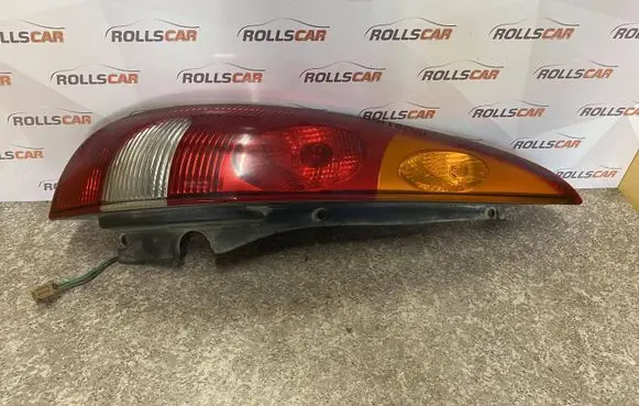 Nissan Almera Tino Rear/tail lights E95251