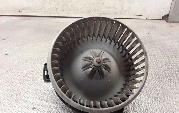 Toyota Avensis T250 Heater fan/blower 0130101601 MF0160700610