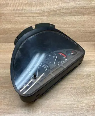 BMW 5 E39 Speedometer (instrument cluster) 8381198 110008735 Used