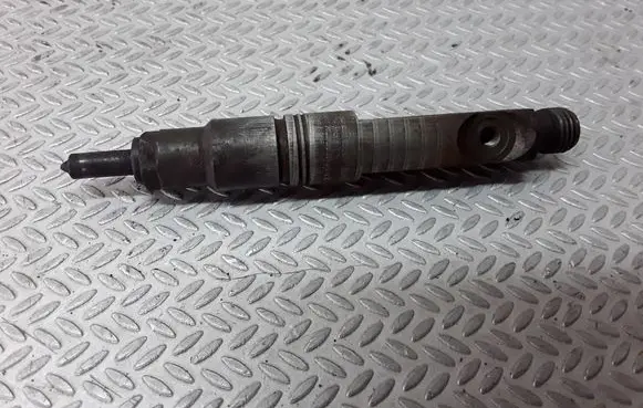 Volvo S80 Fuel injector 074130201Q