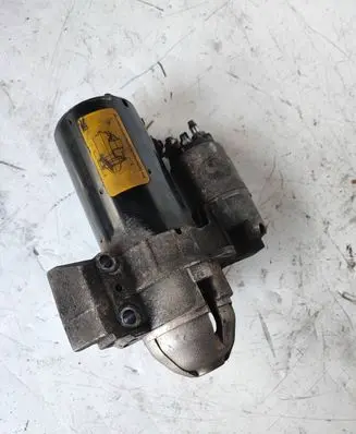BMW 5 F10 F11 Starter motor 7801203