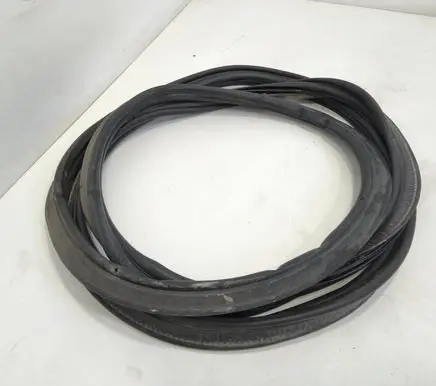 Seat Leon (5F) Trunk rubber seal (body) 