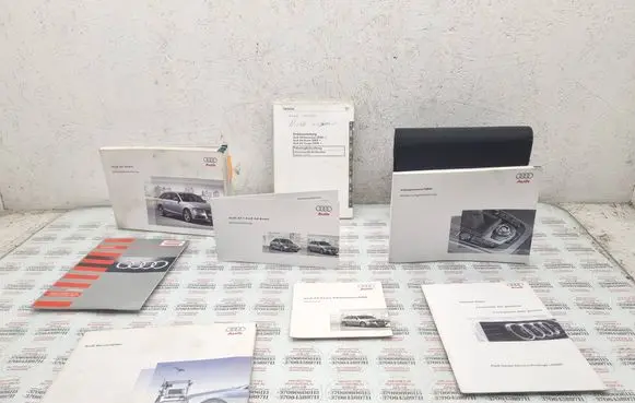 Audi A4 S4 B8 8K Owners service history hand book 