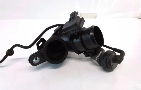 Peugeot Expert Throttle valve V29007022