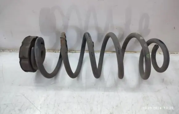 Audi A4 S4 B8 8K Rear coil spring