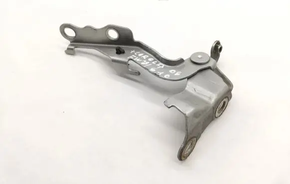 Toyota Corolla E120 E130 Engine bonnet/hood hinges