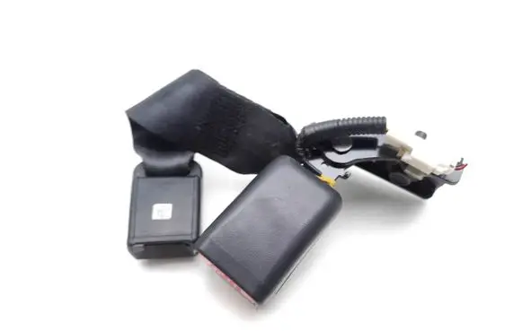Rear seatbelt buckle