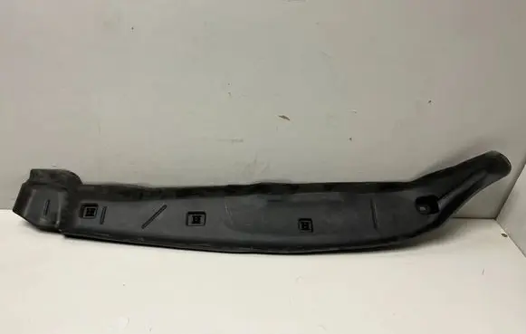 BMW XM Fender end trim 5A010A6