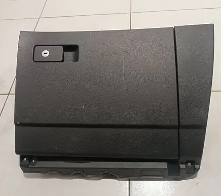Volkswagen Sharan Glove box 7n1857114